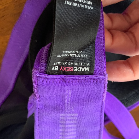 Victoria’s Secret Sports bra - Picture 2 of 3
